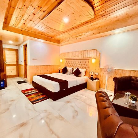 Himalayan Hill Queen Resort, Manali M98160-43400 Buitenkant foto