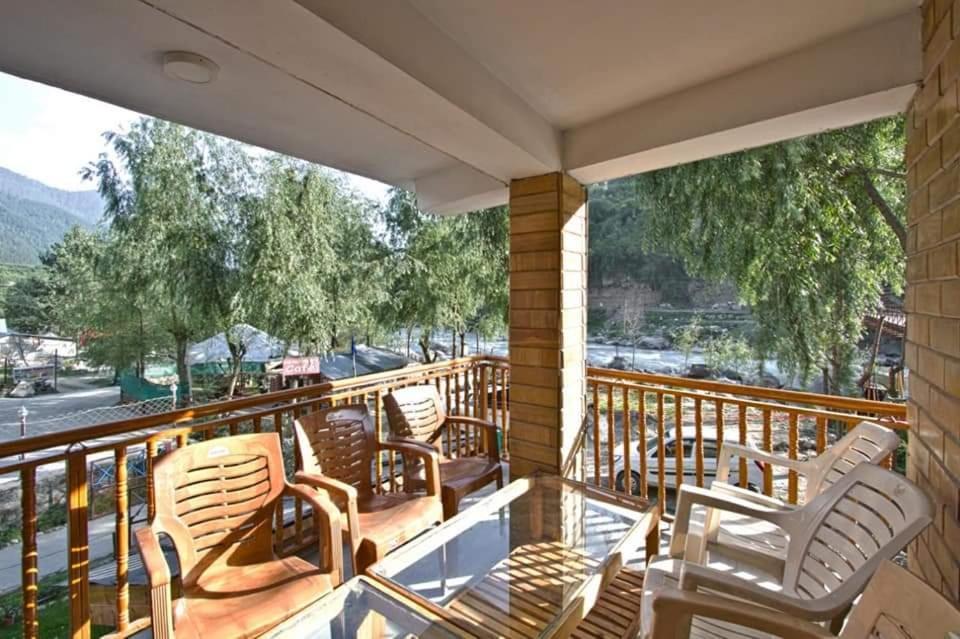 Himalayan Hill Queen Resort, Manali M98160-43400 Buitenkant foto