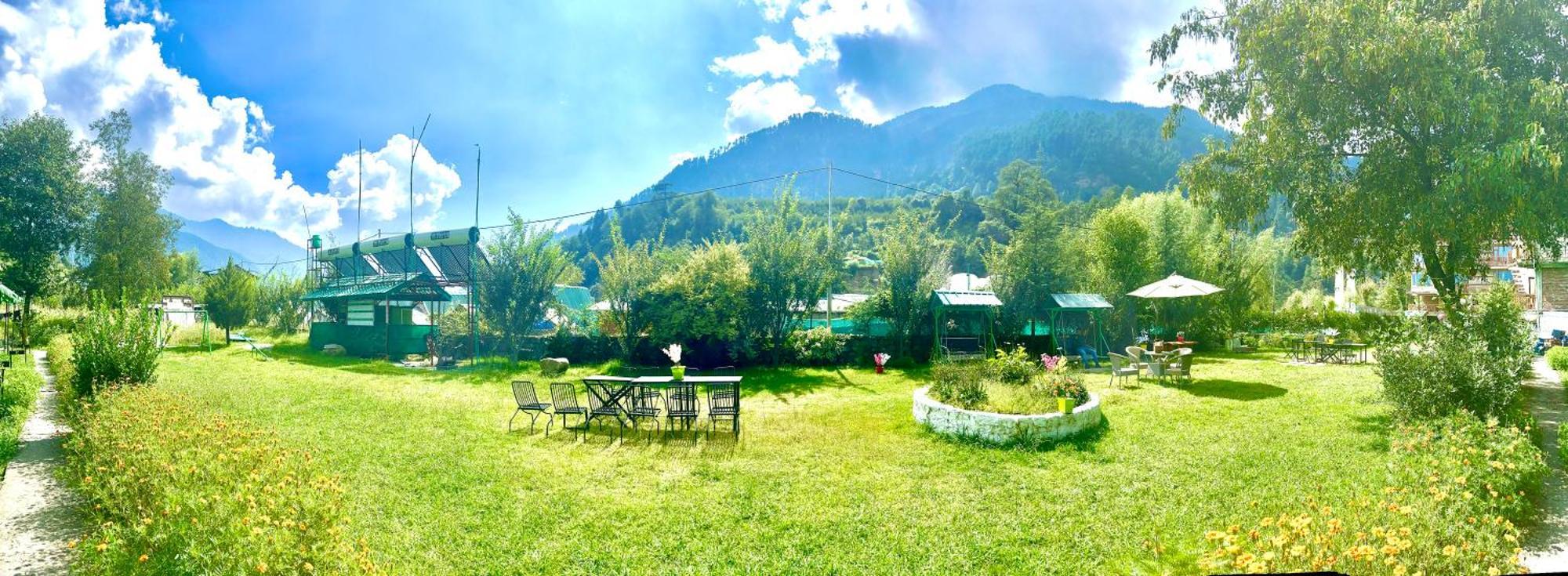 Himalayan Hill Queen Resort, Manali M98160-43400 Buitenkant foto