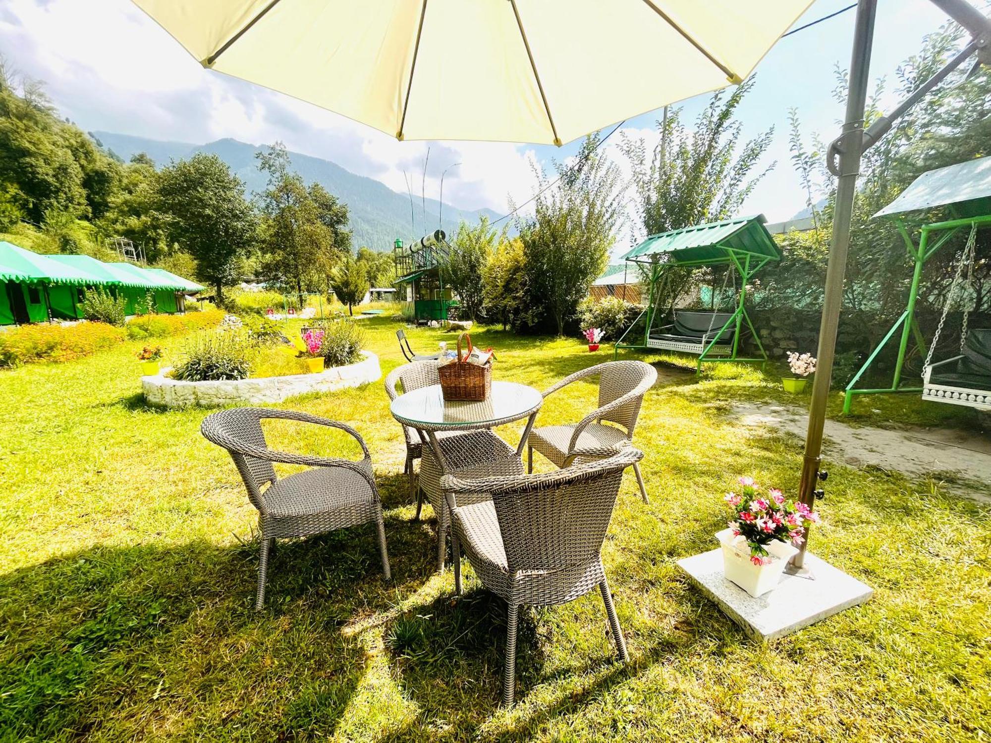 Himalayan Hill Queen Resort, Manali M98160-43400 Buitenkant foto