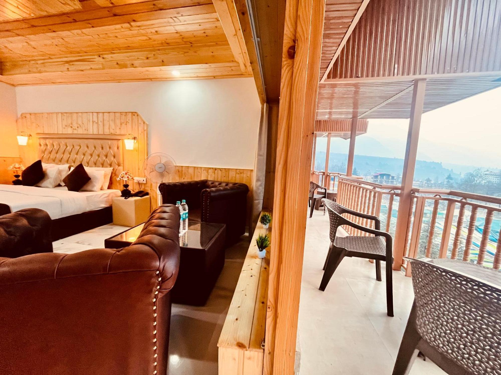 Himalayan Hill Queen Resort, Manali M98160-43400 Buitenkant foto