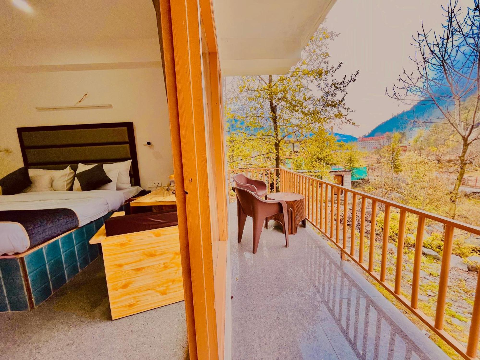 Himalayan Hill Queen Resort, Manali M98160-43400 Buitenkant foto